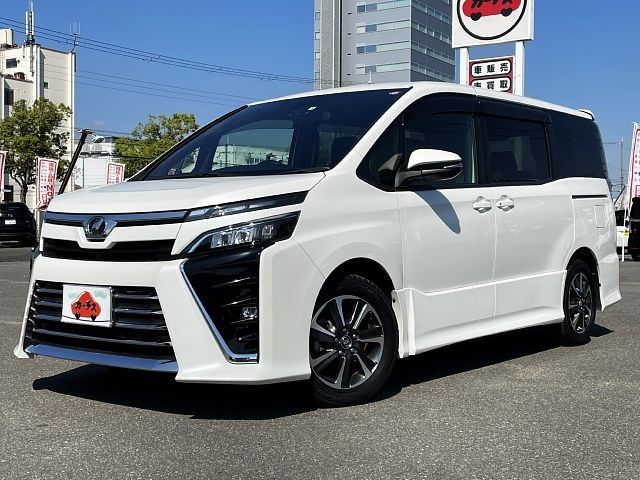 Toyota VOXY 2017-09 22182-0