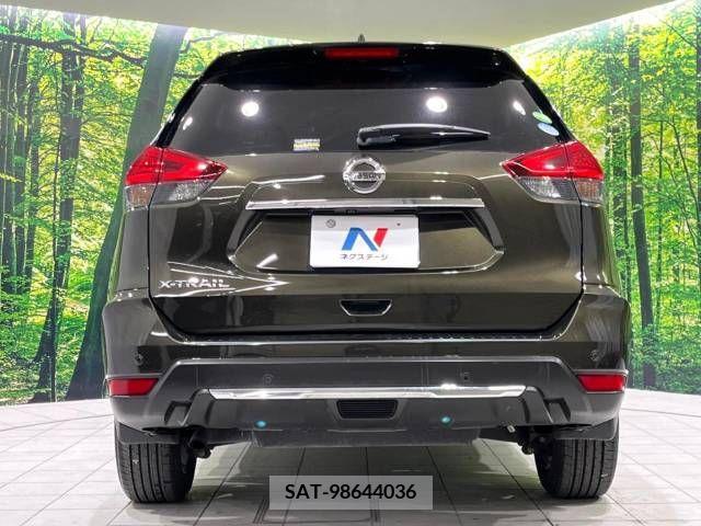 Nissan X-TRAIL 2017-09 209808-15