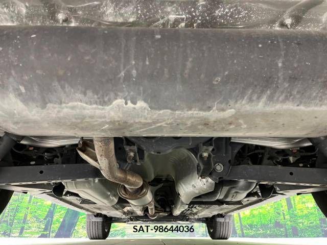 Nissan X-TRAIL 2017-09 209808-19