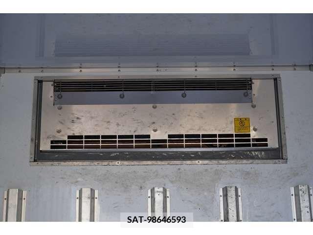 Mitsubishi CANTER 2019-08 211737-19