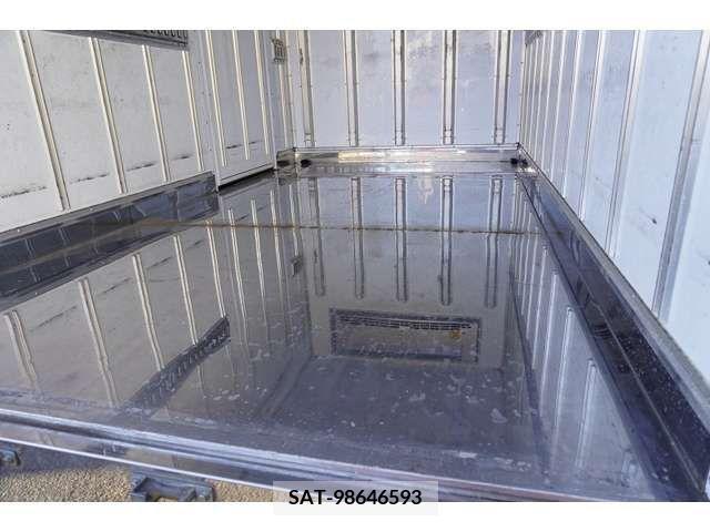 Mitsubishi CANTER 2019-08 211737-18