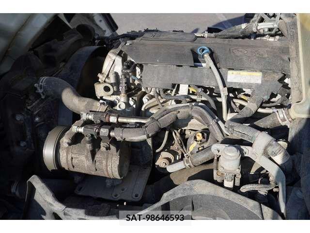 Mitsubishi CANTER 2019-08 211737-11