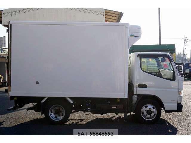 Mitsubishi CANTER 2019-08 211737-4