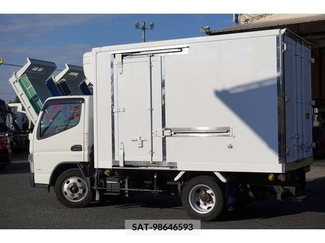 Mitsubishi CANTER 2019-08 211737-6