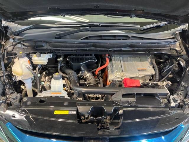 Nissan SERENA 2018-07 12367-19