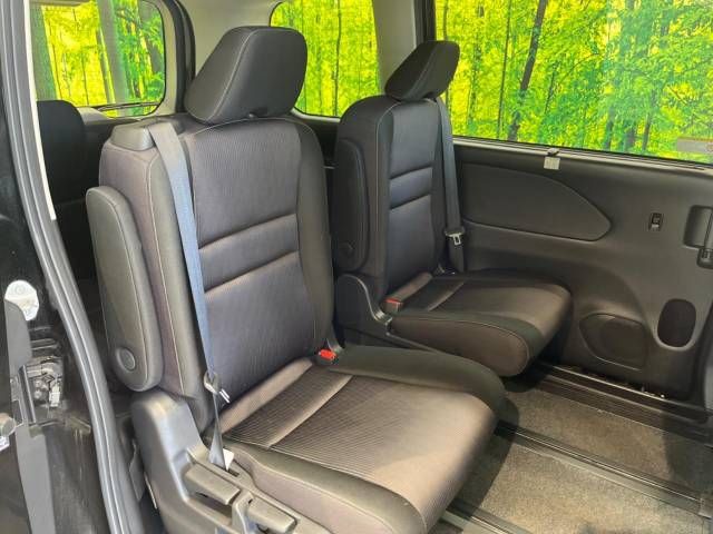 Nissan SERENA 2018-07 12367-8