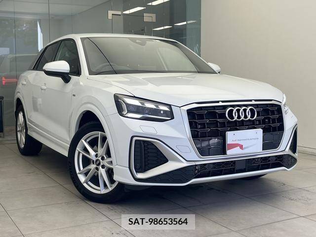 Audi Q2 2022-09 318017-4