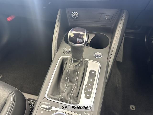 Audi Q2 2022-09 318017-12