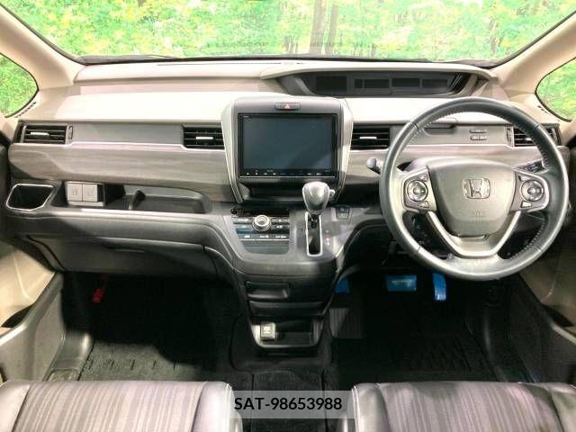 Honda FREED 2017-09 330514-1