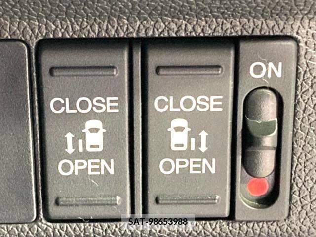 Honda FREED 2017-09 330514-5