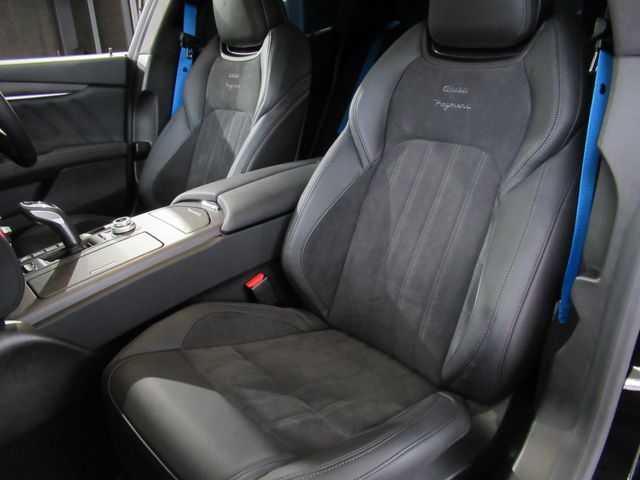 Maserati GHIBLI 2022-03 7414-5