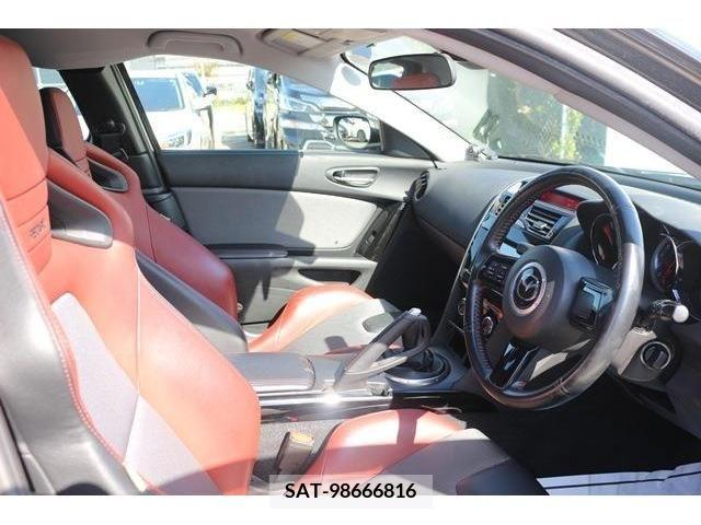 Mazda RX-8 2012-05 205682-12