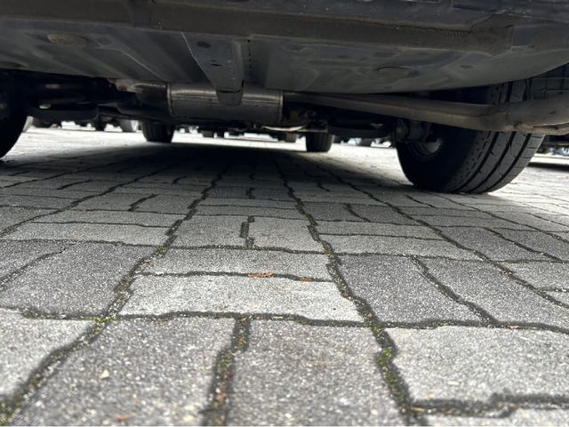Toyota VOXY 2014-06 183888-25