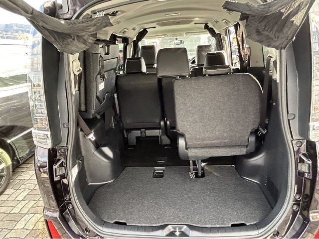 Toyota VOXY 2014-06 183888-8