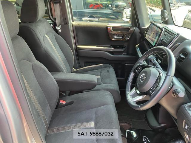 Honda N BOX CUSTOM 2019-04 307033-12