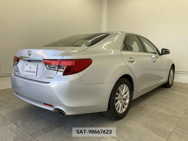 Toyota MARK X 2013-03 209169-2
