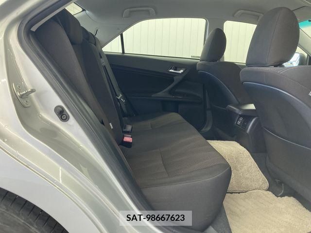 Toyota MARK X 2013-03 209169-22