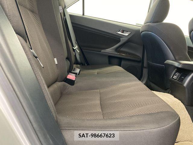 Toyota MARK X 2013-03 209169-23