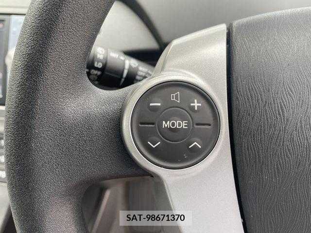 Toyota PRIUS 2011-11 282140-19
