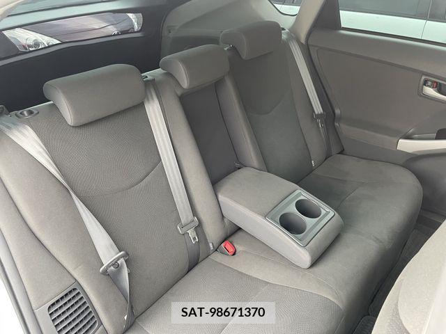Toyota PRIUS 2011-11 282140-6