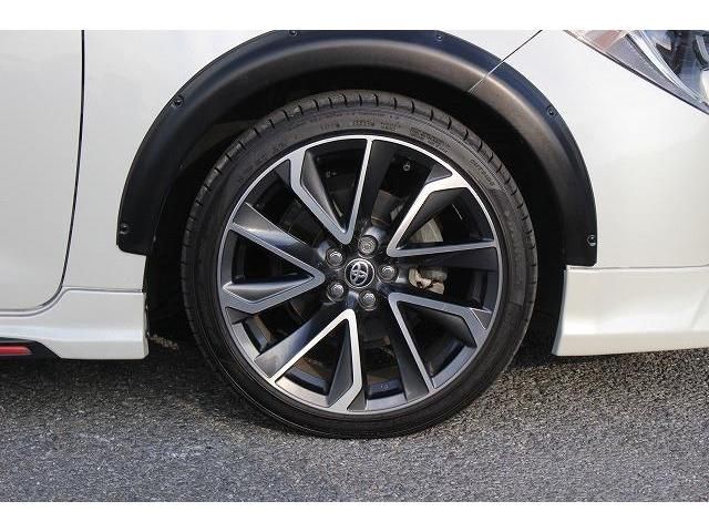 Toyota COROLLA SPORT 2019-01 195834-9