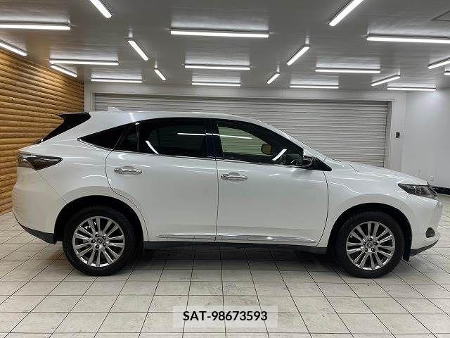 Toyota HARRIER 2014-11 272331-17