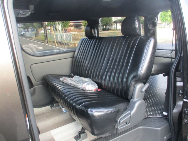 Toyota HIACE VAN 2019-09 7268-10