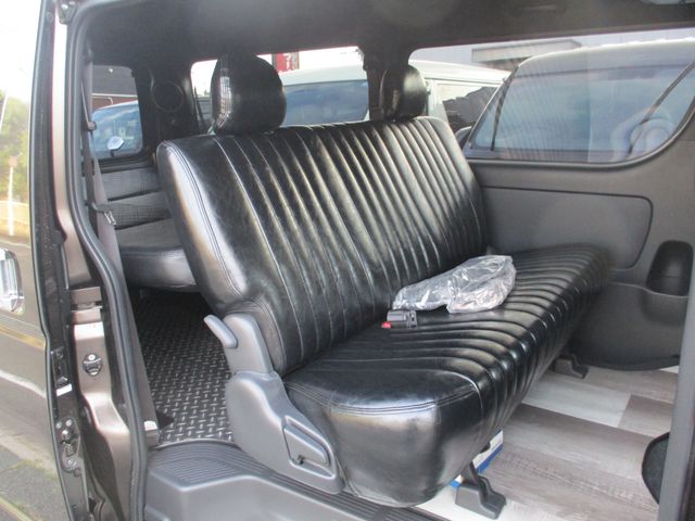 Toyota HIACE VAN 2019-09 7268-19