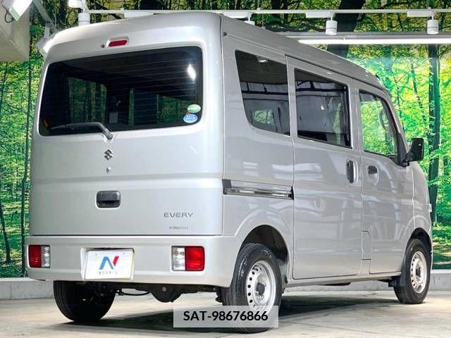 Suzuki EVERY 2018-07 387326-16