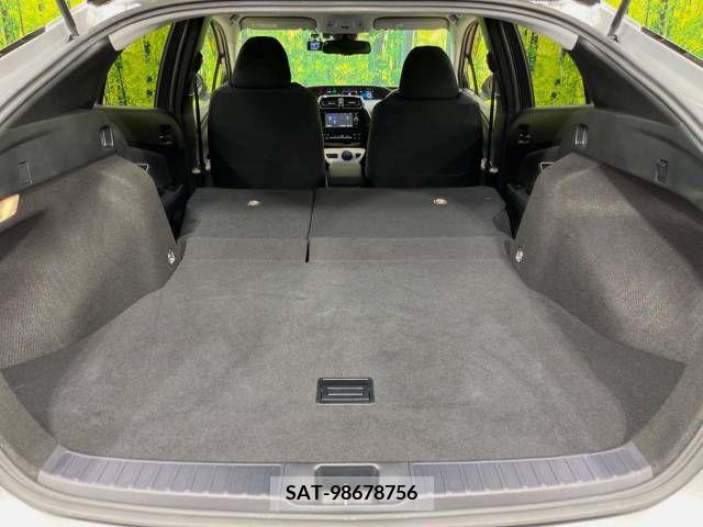 Toyota PRIUS 2018-03 366408-10