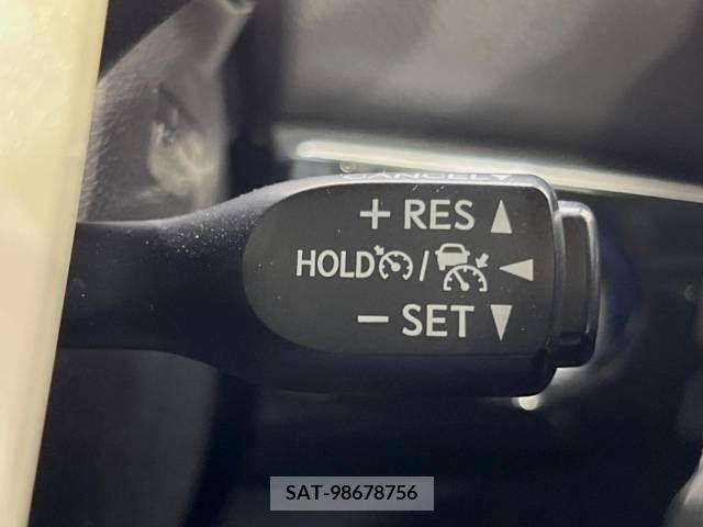 Toyota PRIUS 2018-03 366408-5