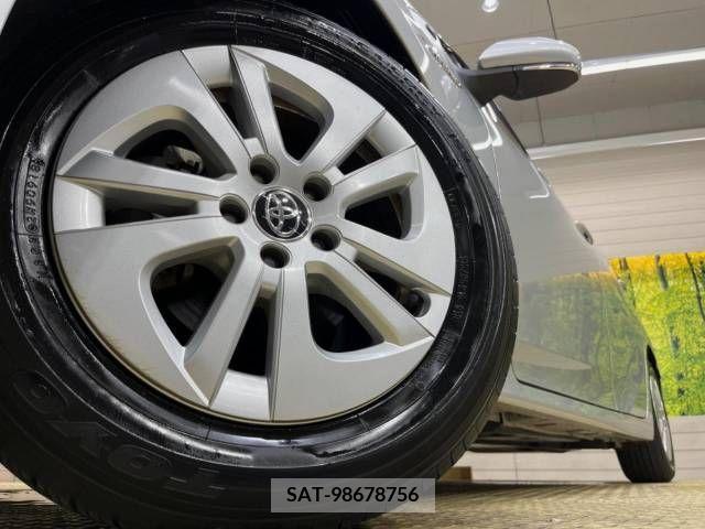 Toyota PRIUS 2018-03 366408-13
