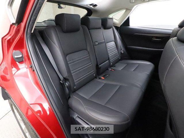 Lexus NX 2015-08 276031-4