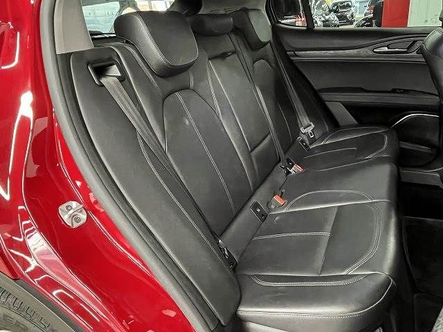 ALFA ROMEO STELVIO 2019-03 22639-5