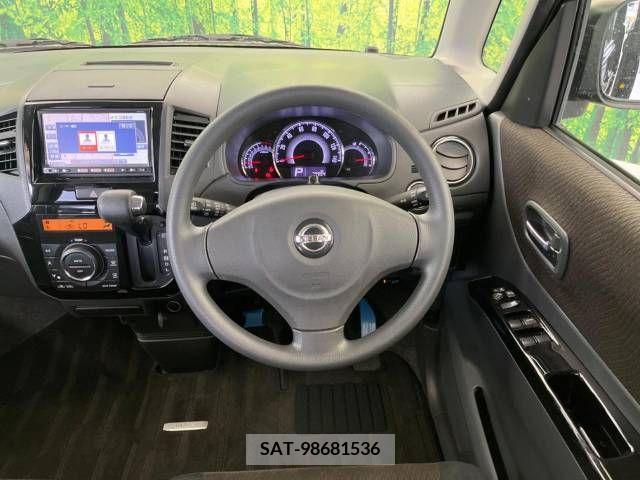 Nissan ROOX 2012-02 324228-11