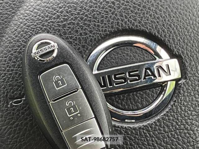 Nissan NOTE 2009-08 247618-3