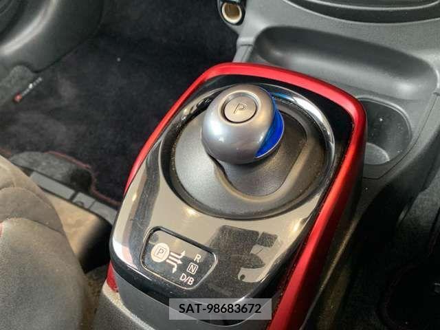 Nissan NOTE 2019-04 325617-12