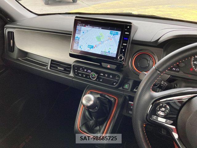 Honda N-ONE 2021-05 280512-14