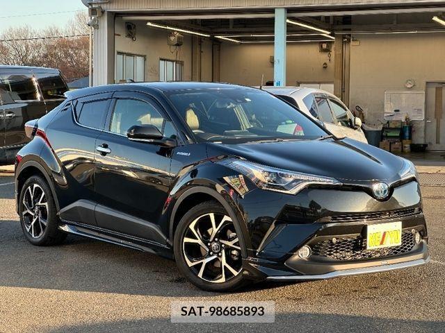 Toyota C-HR 2018-07 264196-3