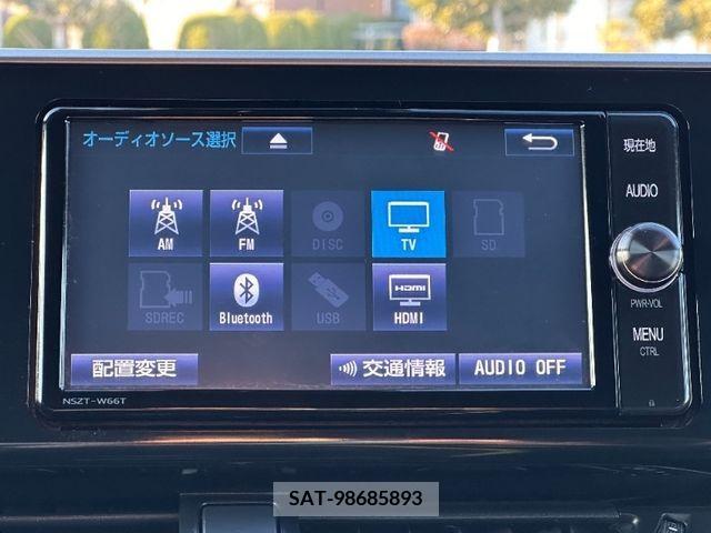 Toyota C-HR 2018-07 264196-14