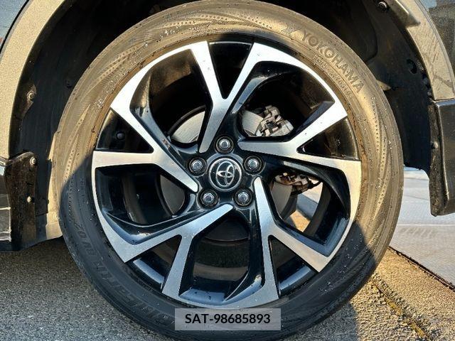 Toyota C-HR 2018-07 264196-19