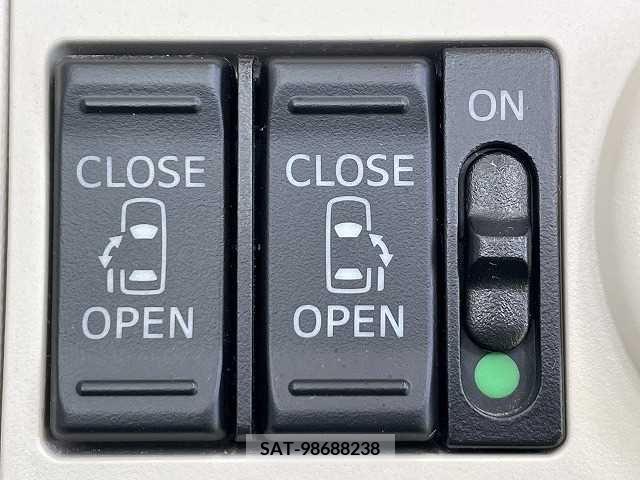 Daihatsu MOVE 2017-10 212276-4