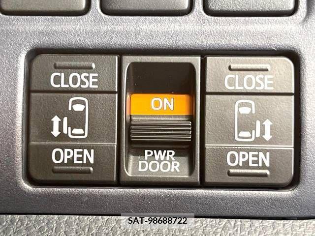 Toyota VOXY 2015-12 394959-5