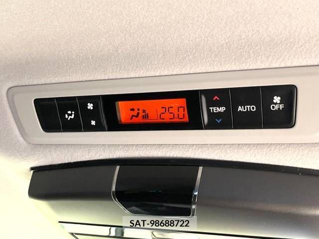 Toyota VOXY 2015-12 394959-6