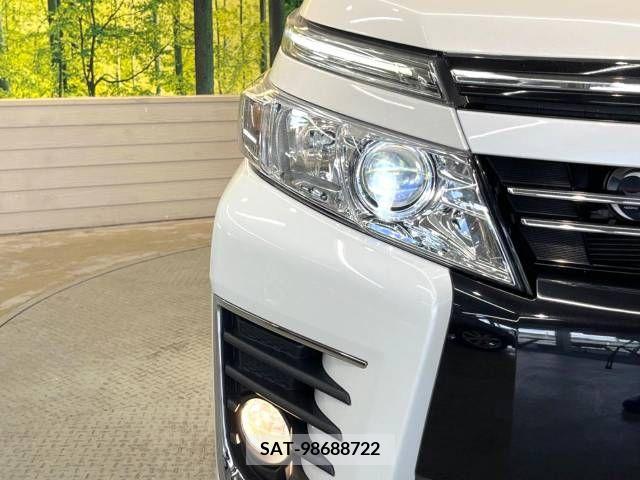 Toyota VOXY 2015-12 394959-13