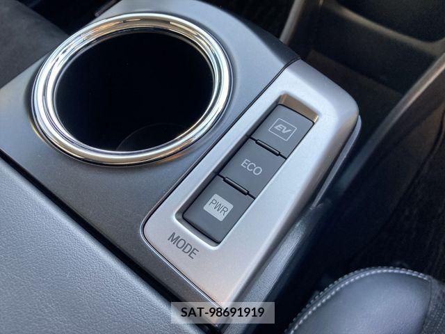 Toyota PRIUS ALPHA 2019-04 372862-11