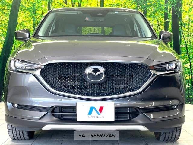 Mazda CX-5 2017-08 265813-14