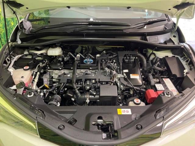 Toyota C-HR 2017-11 12509-19