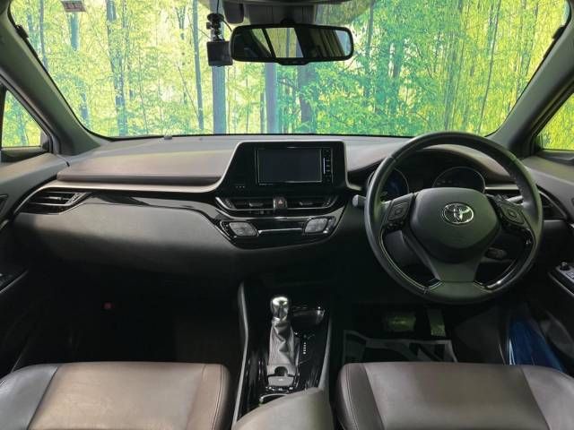 Toyota C-HR 2017-11 12509-1
