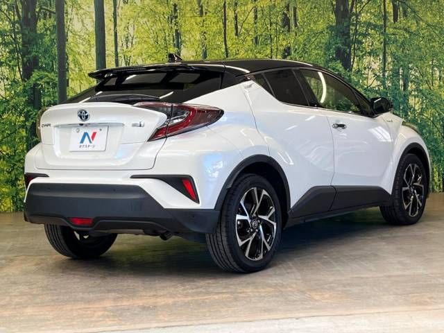 Toyota C-HR 2017-11 12509-18